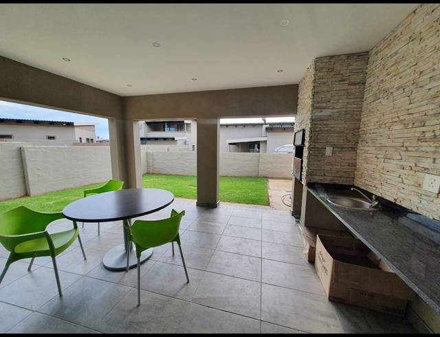 4 BEDROOM GATED ESTATE TO LET IN GEELHOUTPARK